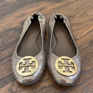 Tory Burch gold leather flats, size 10m